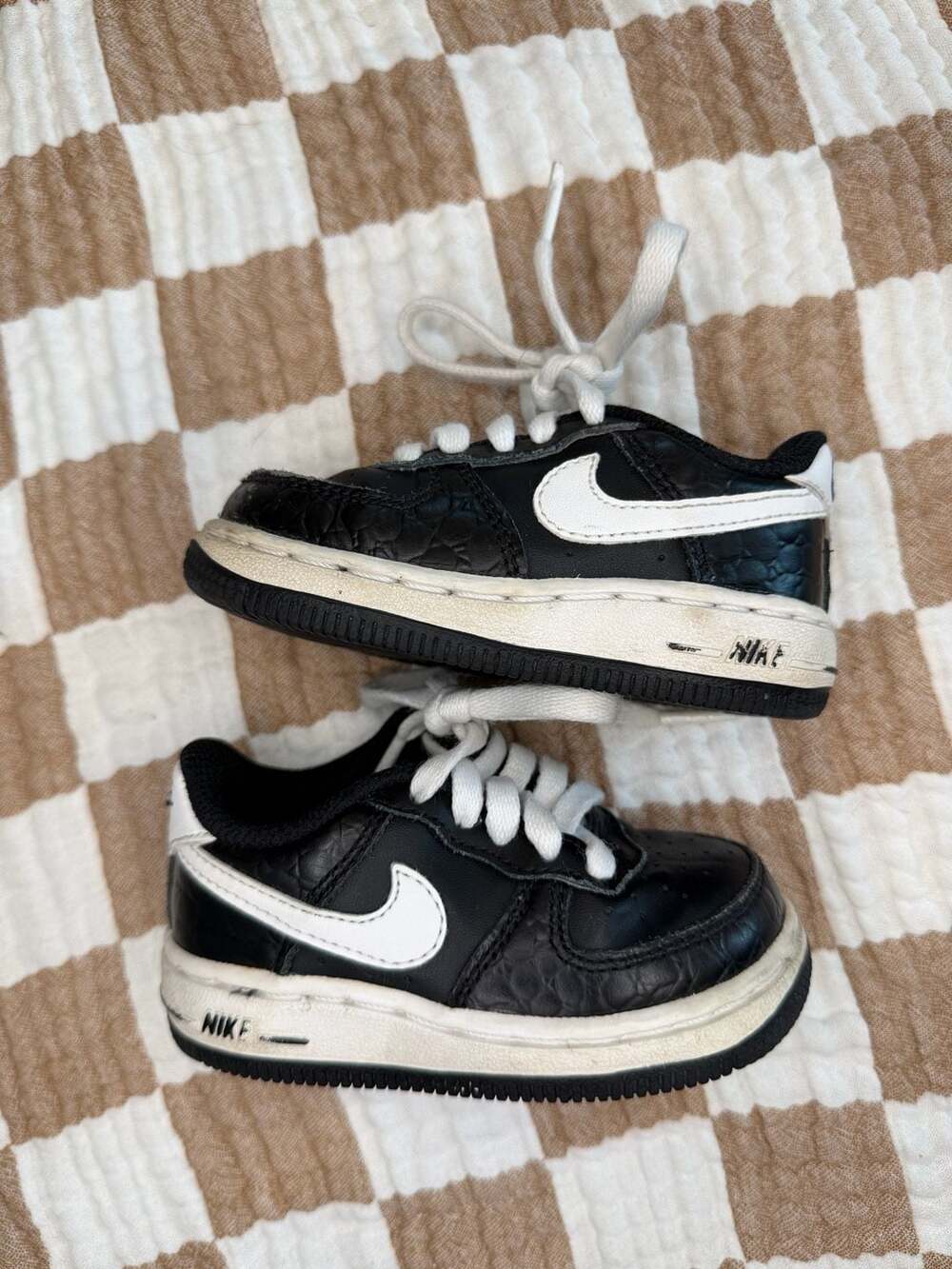 Nike Air Force 1 Size 5C Black White Toddler Sneakers